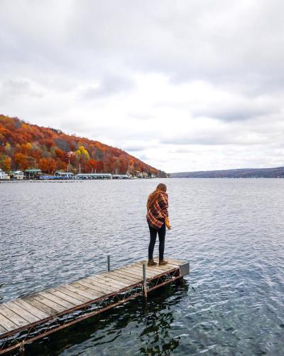 11 Must-Have Photos for Your FLX Vacation Lounging Lakeside, by britt_leighb