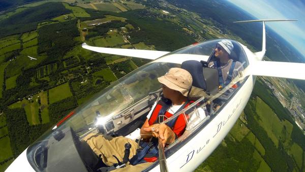 Plan Your Visit Harris Hill Soaring Selfie